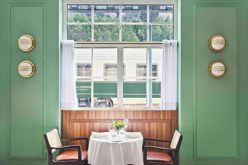 Canfranc Estacion Royal Hideaway Hotel Exterior photo